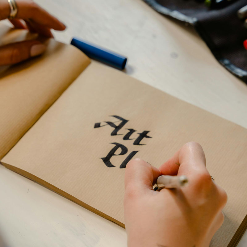 Fernando Ivorra © - Talleres caligrafía